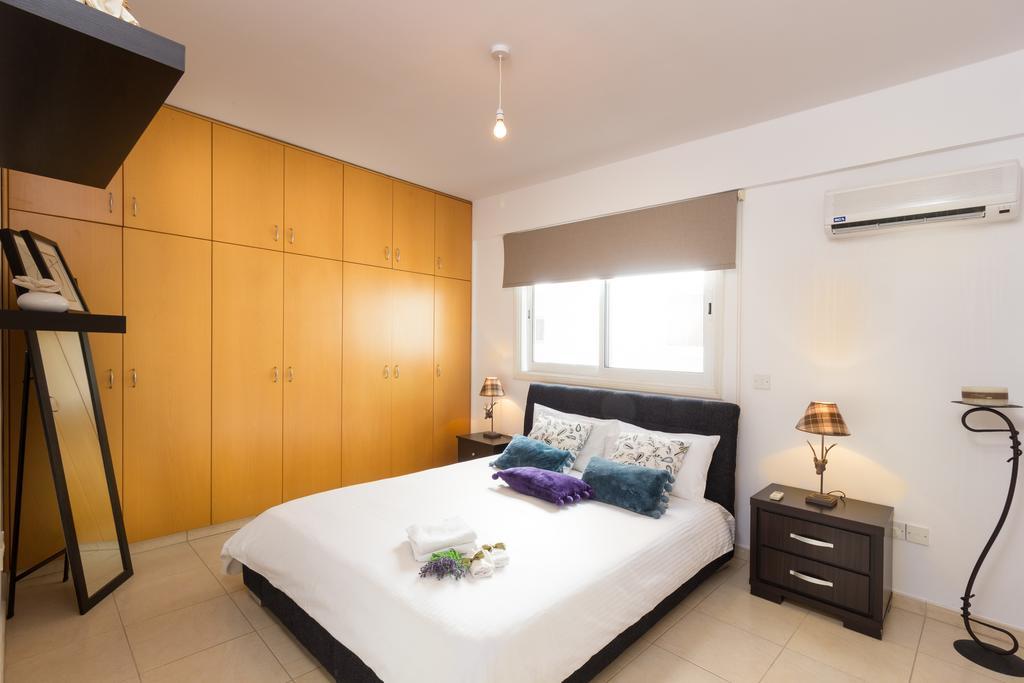 Elena Court Apt 401 Daire Larnaca Dış mekan fotoğraf
